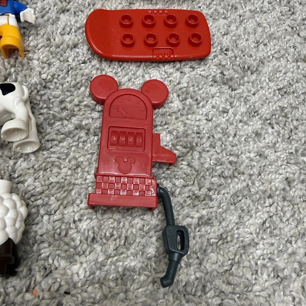 Lego Duplo Parts and pieces figures Disney Pixar Micky Goofy Cars animals Lot